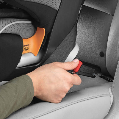 כיסא בטיחות מיי פיט זיפ - ™MyFit Zip מבית Chicco