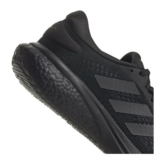 נעלי ריצה לגברים בצבע שחור דגם Ultrabounce מבית ADIDAS