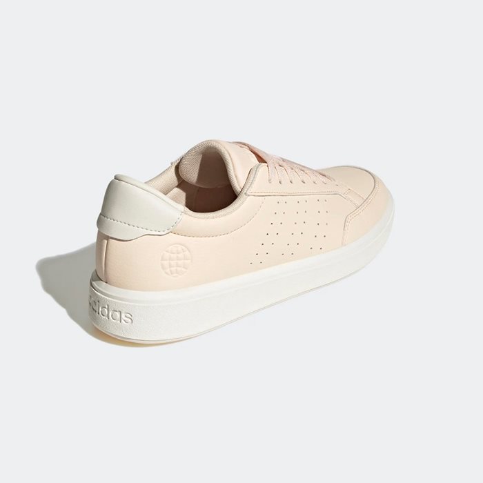 נעלי אופנה לנשים דגם NOVA COURT LIFESTYLE VEGAN מבית ADIDAS