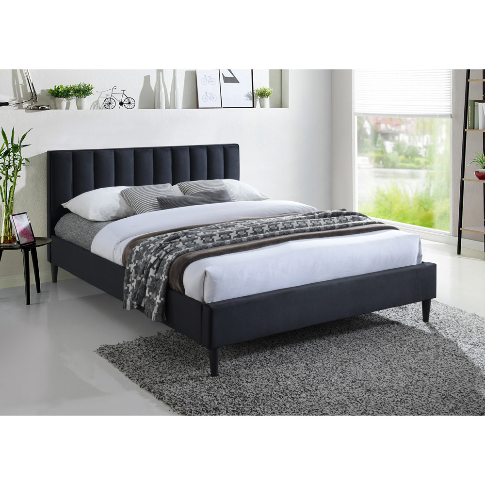 מיטה זוגית עם ראש מיטה מעוצב דגם פולי מבית HOME DECOR