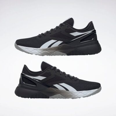 נעלי ריצה לבוגרים בצבע שחור/לבן דגם Nanoflex TR מבית REEBOK