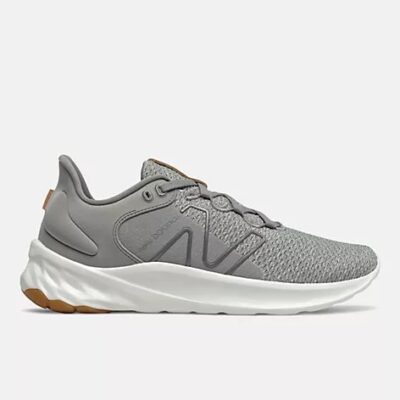נעלי אופנה לבוגרים דגם Fresh Foam Roav מבית New Balance