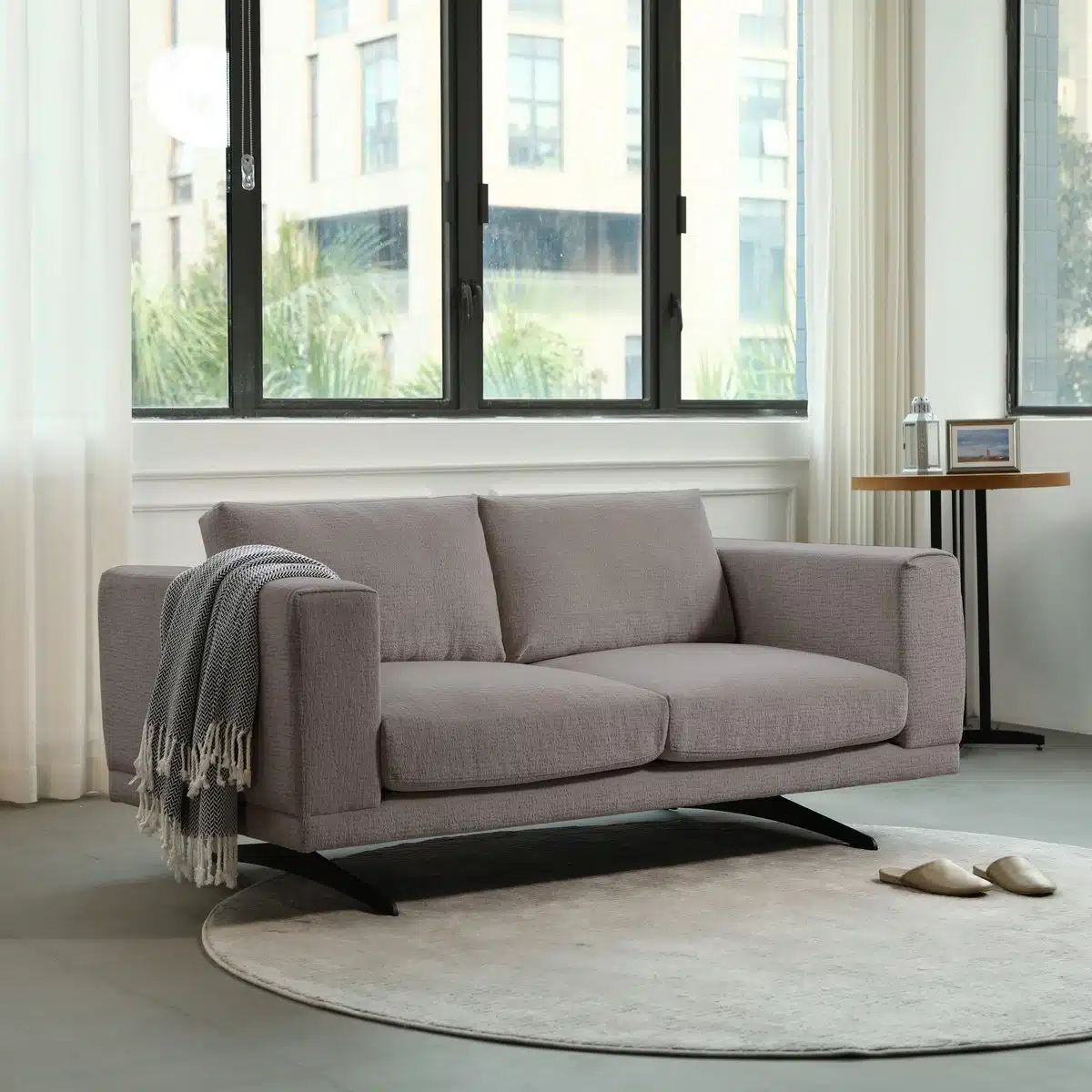 ספה תלת מושבית מעוצבת שמשדרגת כל חלל- דגם COZY נוחות ברמה אחרת מבית ברדקס ספה תלת מושבית מעוצבת שמשדרגת כל חלל- דגם COZY נוחות ברמה אחרת מבית ברדקס