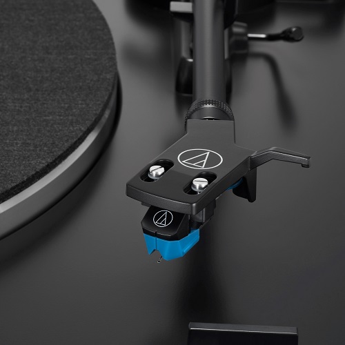 פטיפון אוטומטי עם Bluetooth דגם AT-LP3XBT מבית Audio Technica