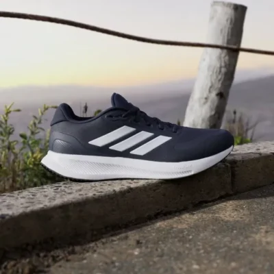 נעלי ספורט לגברים דגם Runfalcon 5 Run מבית Adidas