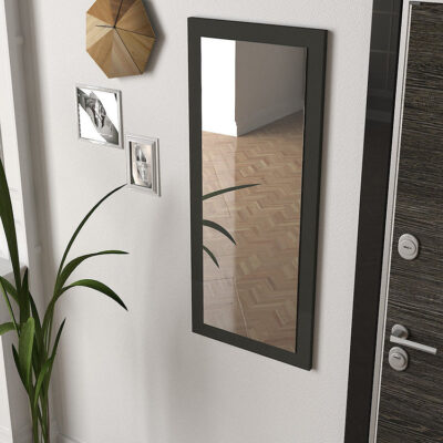 מראת קיר מעוצבת בתוך מסגרת דגם אלניס DE0101 מבית HOMAX