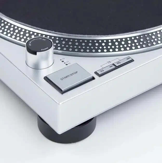 פטיפון עם הנעה ישירה USB דגם AT-LP120XUSB מבית Audio Technica