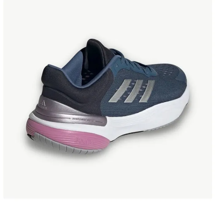 נעלי ספורט לנשים דגם Response Super 3.0 מבית Adidas