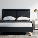 שחור דמוי עור