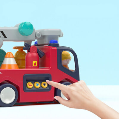 הכבאית הראשונה שלי - Early Learning Fire Engine מבית Hola Toys