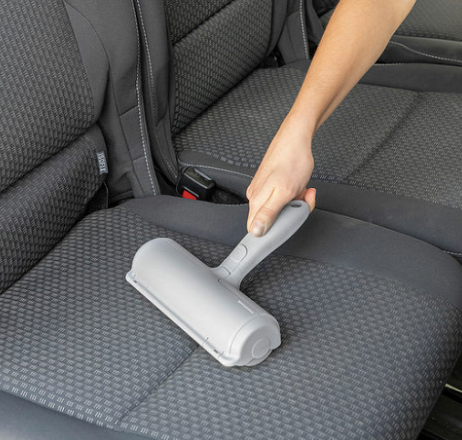 רולר להסרת שיער לחיות מחמד דגם V0103656 מבית InnovaGoods