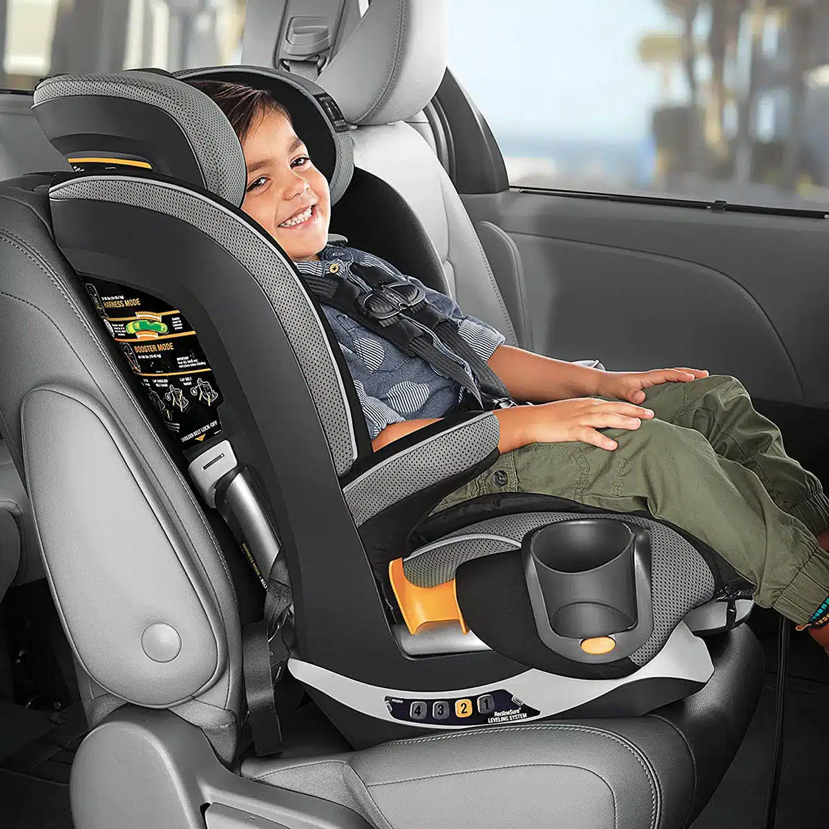 כיסא בטיחות מיי פיט זיפ - ™MyFit Zip מבית Chicco