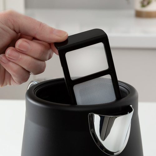 קומקום חשמלי 1.7 ליטר Illumination דגם 108020 מבית Russell Hobbs