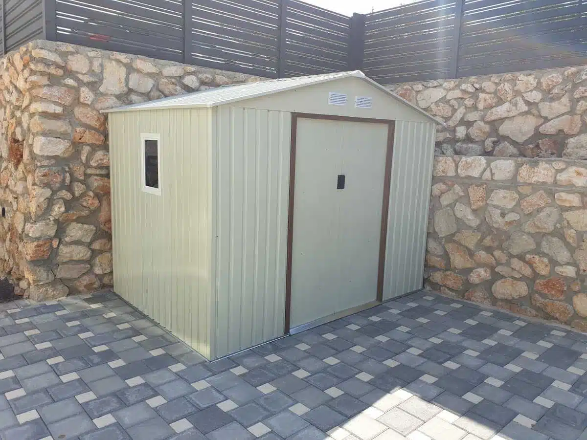 מחסן מתכת פרמיום דגם 2.77X1.91 Garden Top T96 מחסן מתכת פרמיום דגם 2.77X1.91 Garden Top T96