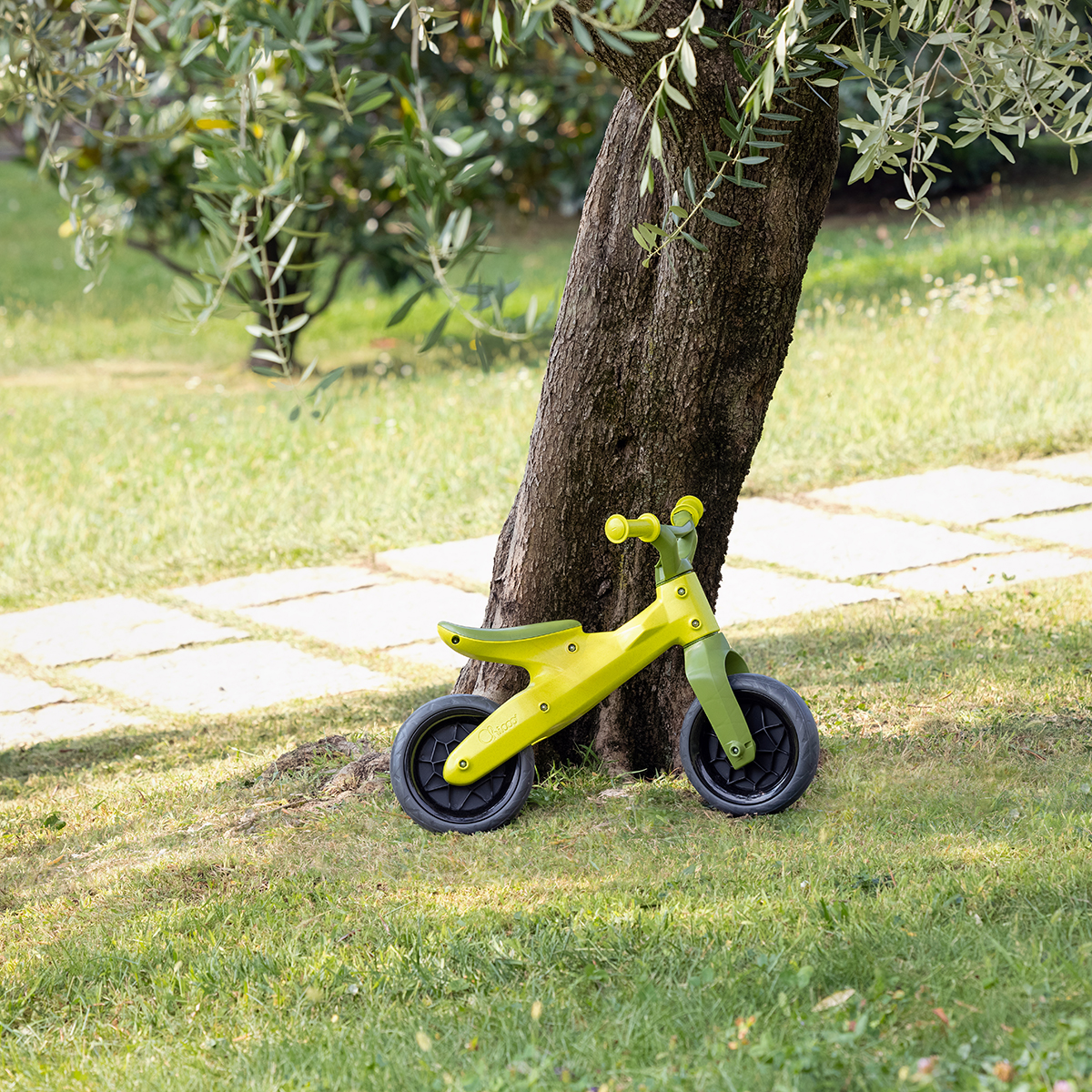 אופני איזון גרין הופר - +Balance Bike Green Hopper Eco מבית Chicco אופני איזון גרין הופר - +Balance Bike Green Hopper Eco מבית Chicco
