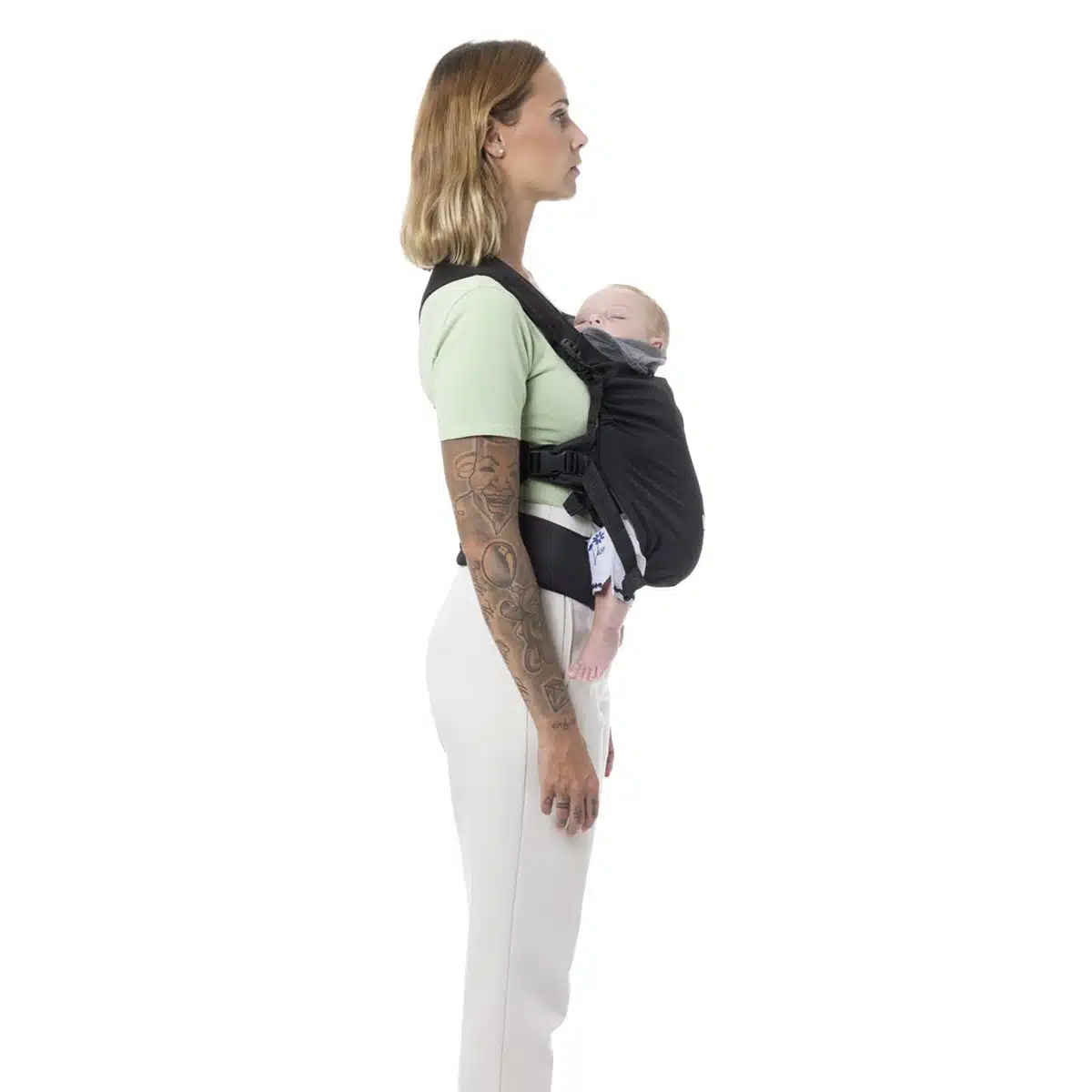מנשא סקין פיט - Skin Fit מבית Chicco
