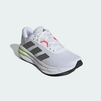 נעלי ספורט לגברים דגם Galaxy 7 מבית Adidas