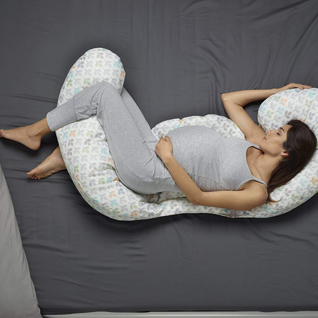 כרית הריון והנקה - Total Body Pillow מבית Chicco