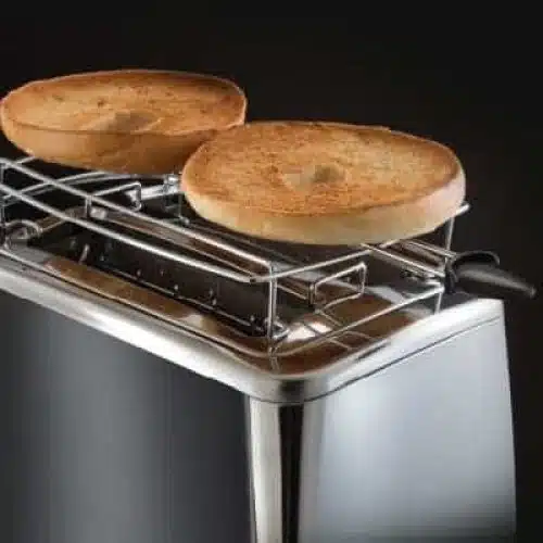 מצנם טוסטר קופץ חשמלי דגם LUNA מבית Russell Hobbs