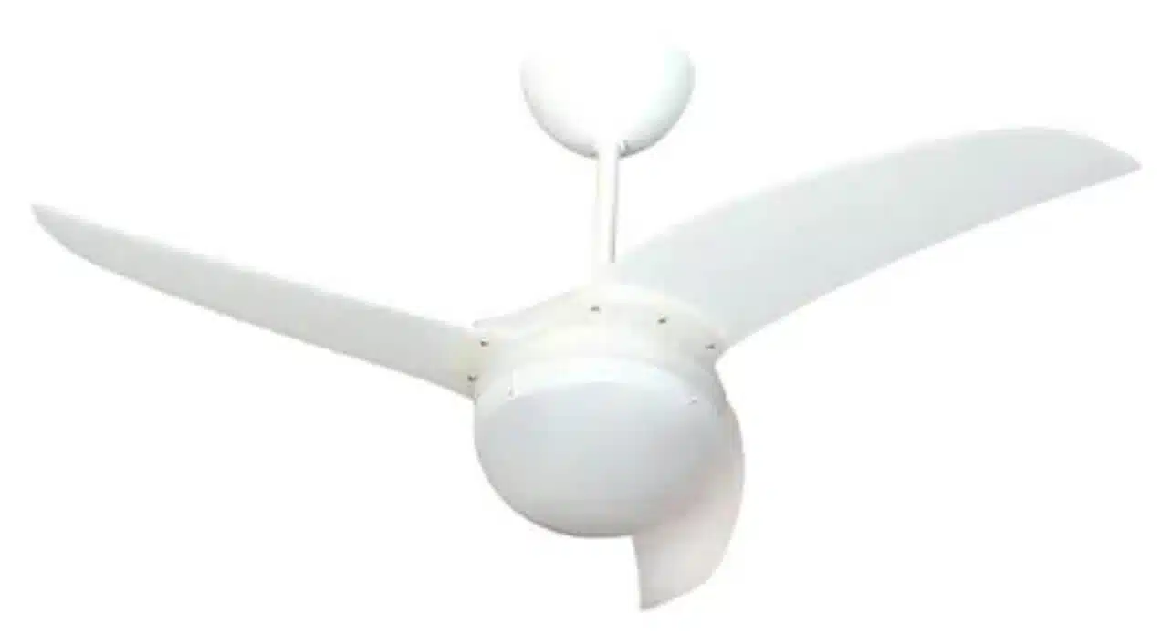 מאוורר תקרה "BRAZIL 48 עם שלט דגם SM-48C01/W מבית Semicom