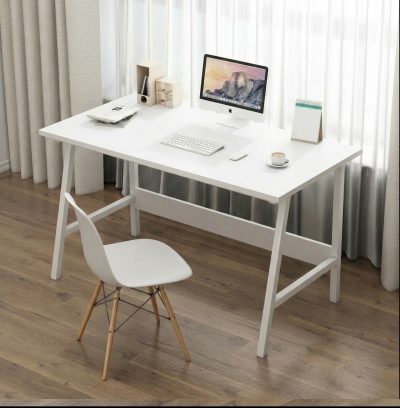 שולחן מחשב דקורטיבי במידות שונות ו-3 גוונים לבחירה דגם רוני מבית Ramos