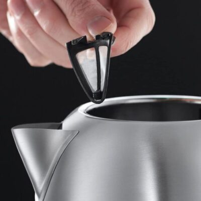 קומקום נירוסטה 1.7 ליטר ADVENTURE דגם 23912-70 מבית Russell Hobbs