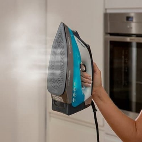 מגהץ דיגיטלי Saturn Steam ONE TEMP דגם 305003 מבית Morphy Richards
