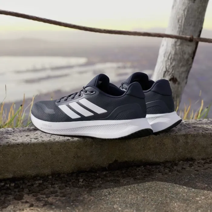 נעלי ספורט לגברים דגם Runfalcon 5 Run מבית Adidas