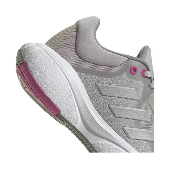 נעלי ריצה לנשים בצבע אפור דגם Response מבית ADIDAS