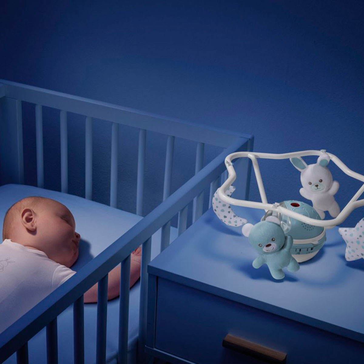 מובייל קשת בענן - Rainbow Cot Mobile מבית Chicco