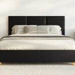 שחור דמוי עור