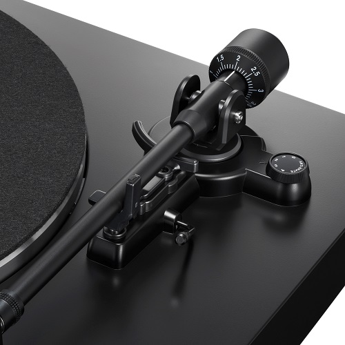 פטיפון אוטומטי עם Bluetooth דגם AT-LP3XBT מבית Audio Technica