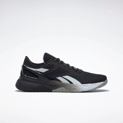 נעלי ריצה לבוגרים בצבע שחור/לבן דגם Nanoflex TR מבית REEBOK
