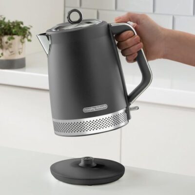 קומקום חשמלי 1.7 ליטר Illumination דגם 108020 מבית Russell Hobbs