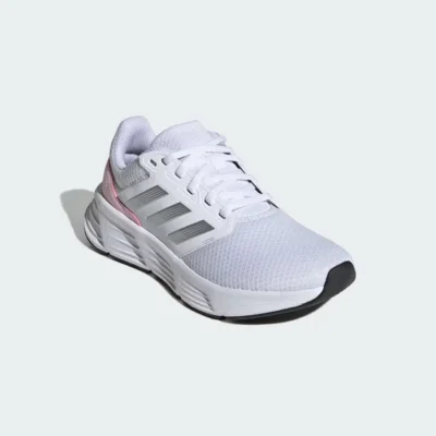 נעלי ספורט לנשים דגם GALAXY 6 מבית Adidas