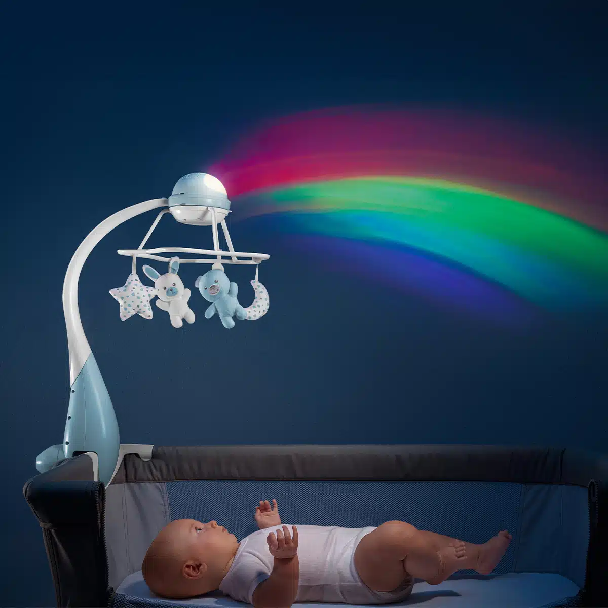 מובייל קשת בענן - Rainbow Cot Mobile מבית Chicco