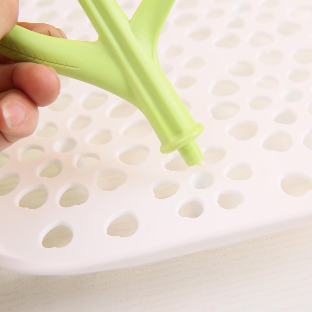מתקן לייבוש בקבוקים - Flawless Bottle Drying Rack מבית Twigy