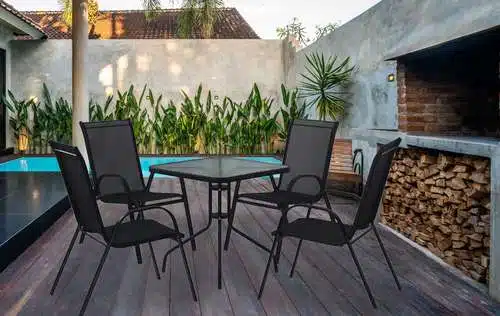 סט פינת אוכל הכולל שולחן מרובע ו-4 כסאות דגם ולנסיה מבית Playa סט פינת אוכל הכולל שולחן מרובע ו-4 כסאות דגם ולנסיה מבית Playa