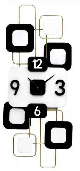 שעון קיר גדול בעיצוב קוביות שחור לבן מבית Tudo Design