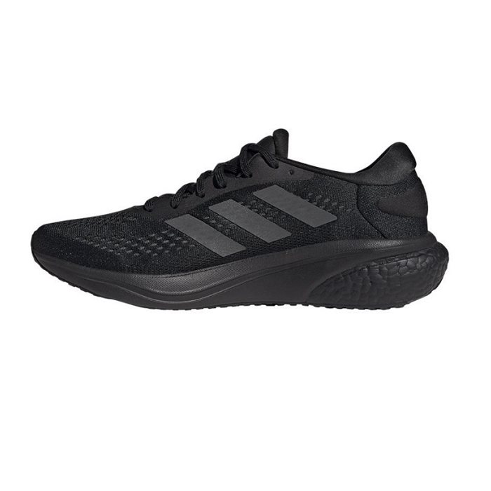 נעלי ריצה לגברים בצבע שחור דגם Ultrabounce מבית ADIDAS