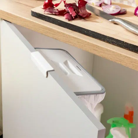 מתקן שקיות אשפה עם מכסה דגם V0103778 מבית InnovaGoods מתקן שקיות אשפה עם מכסה דגם V0103778 מבית InnovaGoods