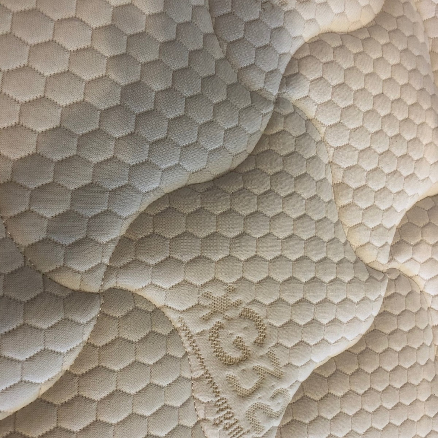 מזרן אורתופדי ללא קפיצים למיטה זוגית דגם VIGO ORGANIC מבית BRADEX מזרן אורתופדי ללא קפיצים למיטה זוגית דגם VIGO ORGANIC מבית BRADEX
