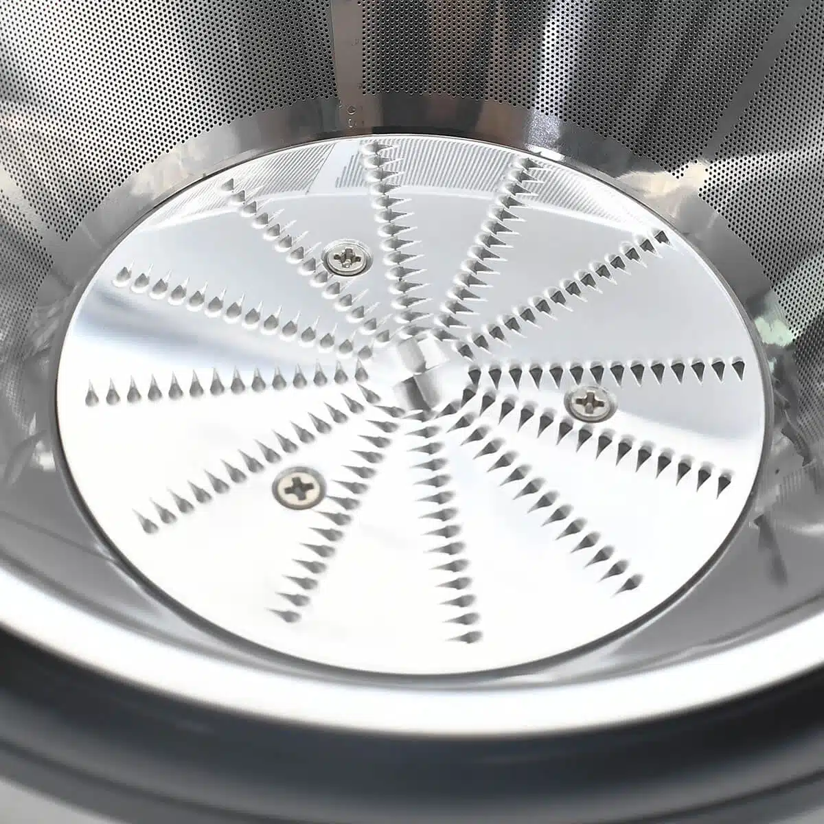 מסחטת פירות קשים 800W דגם 601001-002 מבית Arrow