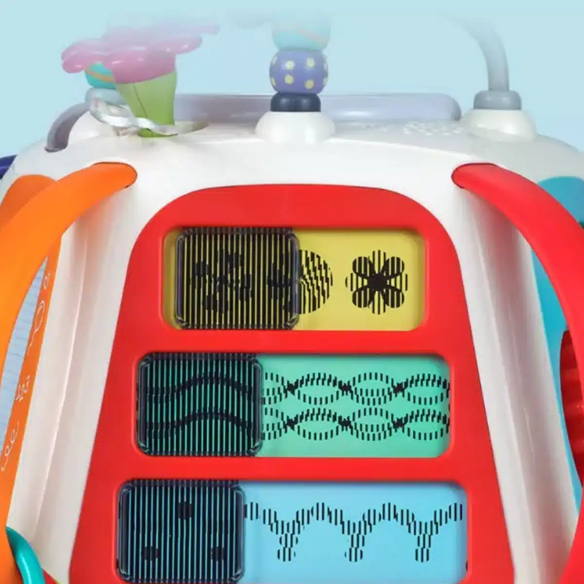 תיבת פעילות חיות ביער - Forest Activity Pyramid מבית Hola Toys