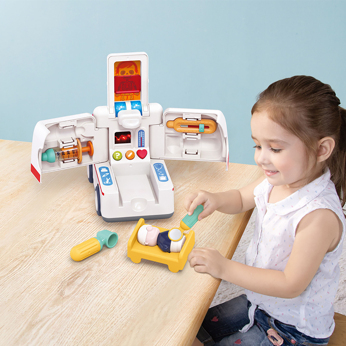 אמבולנס צעצוע - Toy Ambulance מבית Hola Toys