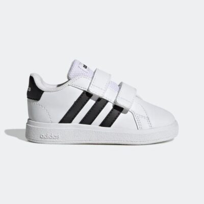 נעלי אופנה לילדים בצבע לבן/שחור דגם 2.0 GRAND COURT מבית ADIDAS