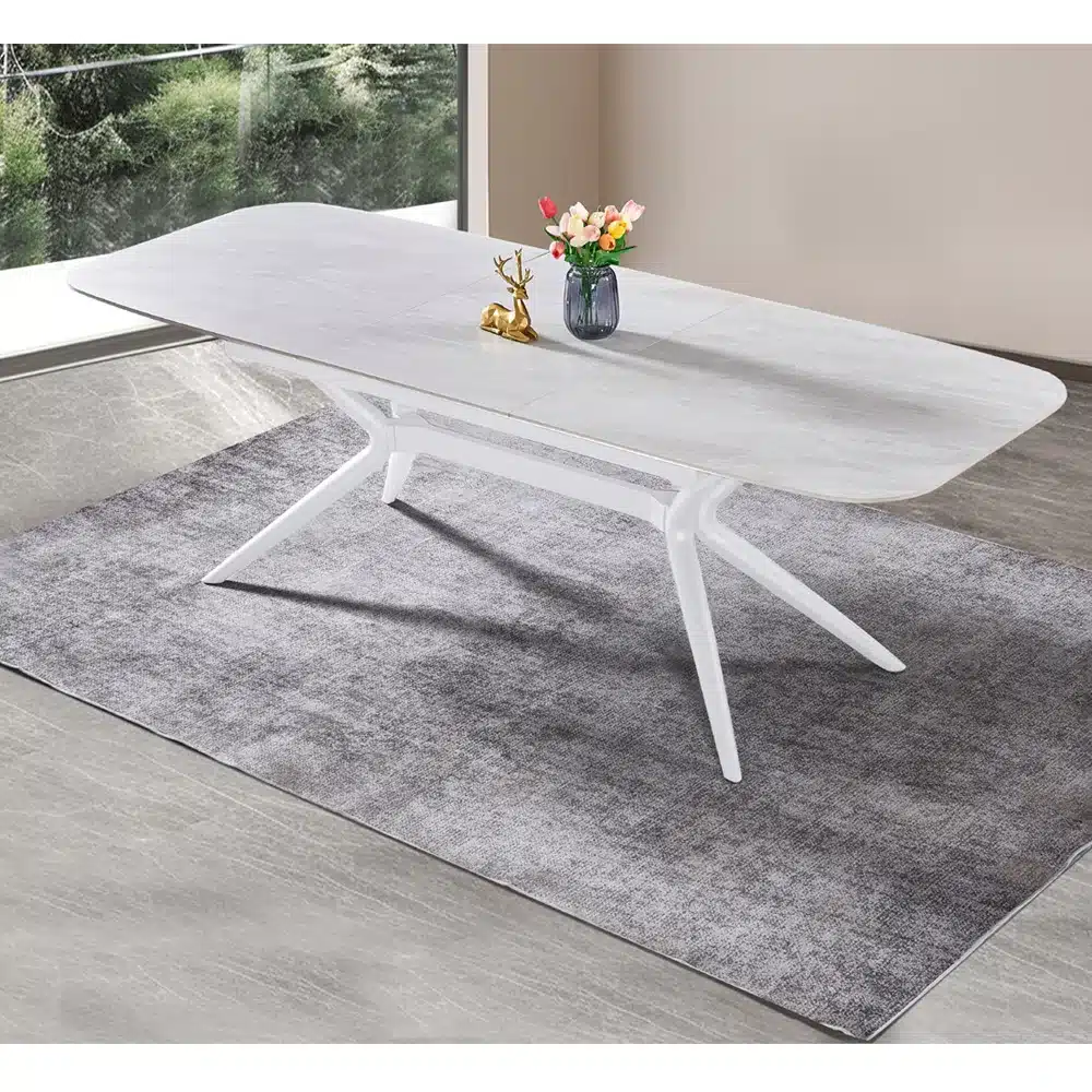 שולחן אוכל אבן קרמית נפתח 1.8–2.4 מטר דגם חץ מבית HOME DECOR