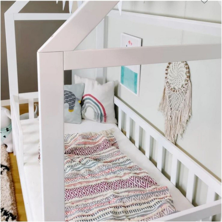 מיטת ילדים בצורת בית כוללת מזרנים מעקה בטיחות ומיטת חבר דגם TEDDY מבית BRADEX מיטת ילדים בצורת בית כוללת מזרנים מעקה בטיחות ומיטת חבר דגם TEDDY מבית BRADEX