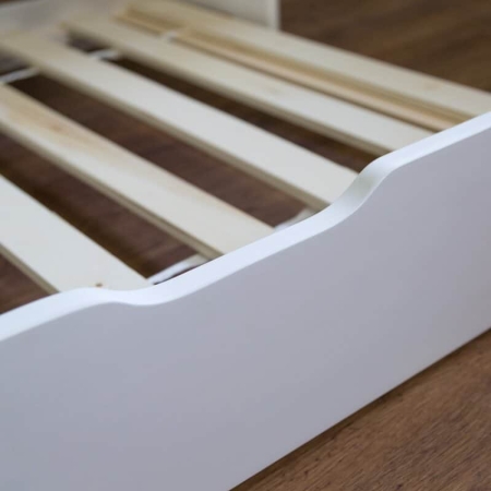 מיטת ילדים כוללת מזרנים מעקה בטיחות ומיטת חבר דגם TUTTI מבית BRADEX