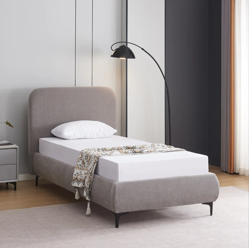 מיטת יחיד מעוצבת מרופדת דגם קורין מבית HOME DECOR מיטת יחיד מעוצבת מרופדת דגם קורין מבית HOME DECOR